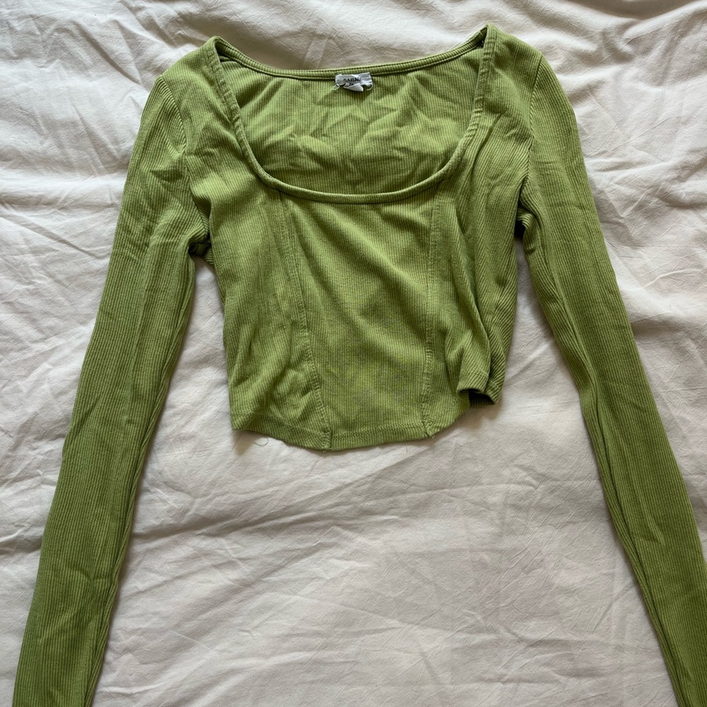 Green Long Sleeve Women's Crop Top